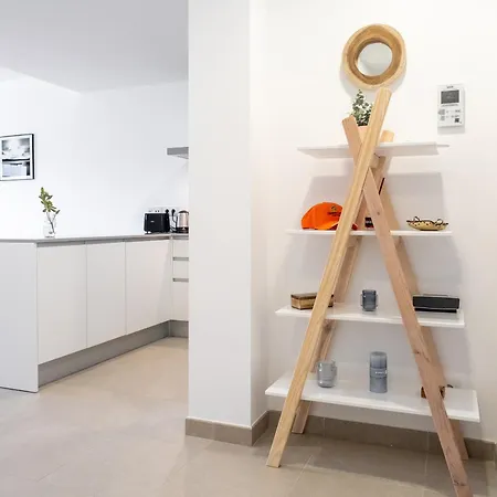 2384 Διαμέρισμα Casares